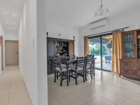 Barrio Cerrado Manzanares Chico,  Av. Bartolomé Mitre 406
