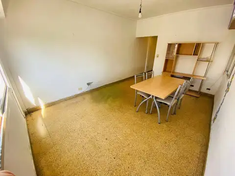 Depto Tipo Casa en Venta 49 años