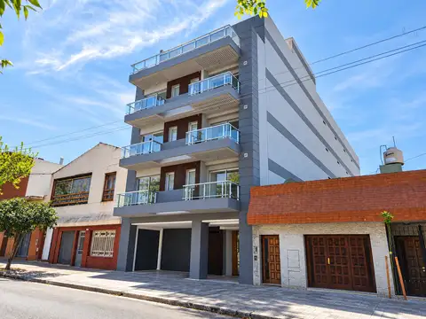 VENTA DEPARTAMENTO DOS AMB CON PATIO | ZONA BARRIO NAON