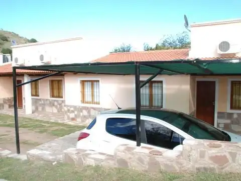 COMPLEJO DE CABAÑAS- POTRERO DE LOS FUNES