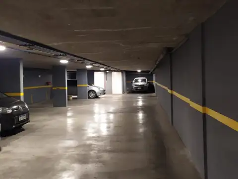 Cochera en Alquiler Cubierta