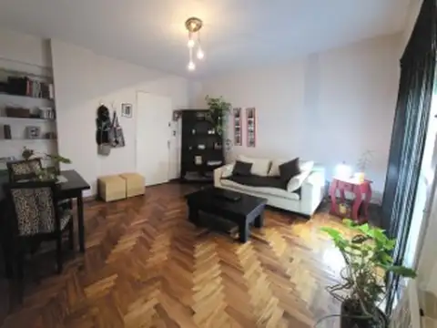 Carlos Calvo 2100