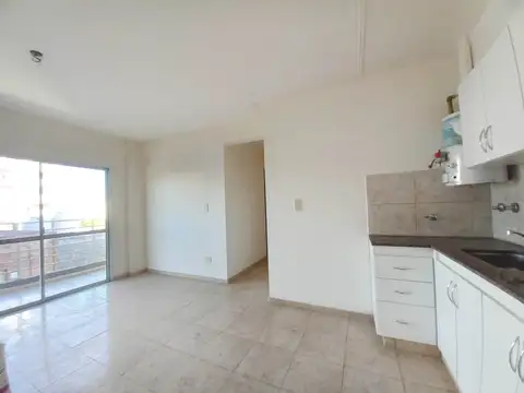 Hermoso departamento - Balcón - Luminoso