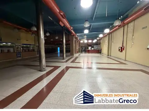 LOCAL DE 795m2 EN ALQUILER - VILLA LYNCH