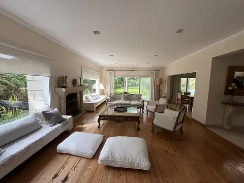 Casa en Alquiler 25 años