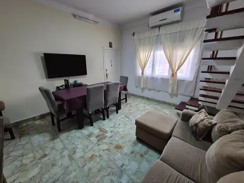 Depto Tipo Casa en Venta en Villa Luro, USD 165.000