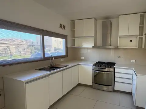 Casa en Alquiler al Noreste