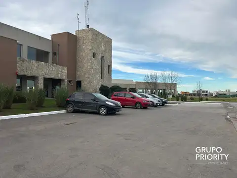 Terreno en Venta La Alameda al 600