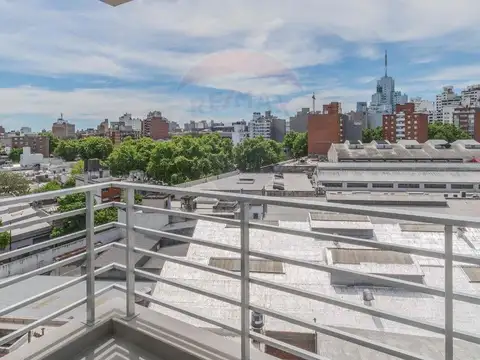 ALQUILER APTO 1Dormitor y medio balcon TRES CRUCES