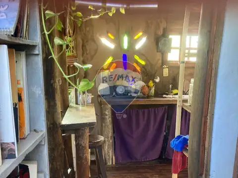 Casa 2 ambientes con 1 baño