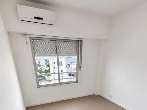 3amb 55m2 con balcon al frente  