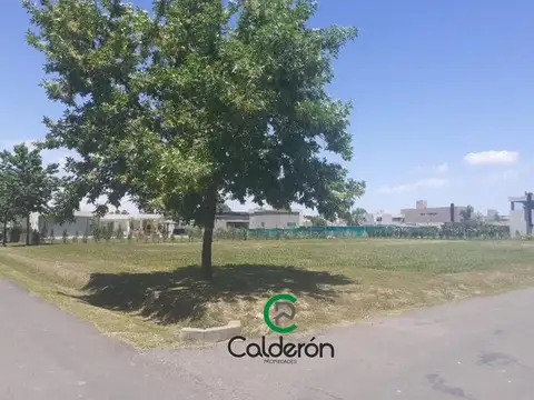 Terreno en Venta en Prados del Oeste, USD 42.000