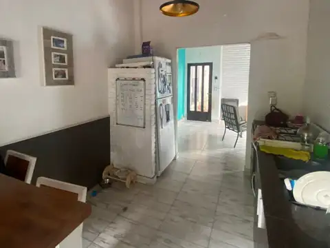 Depto Tipo Casa 6 ambientes con 2 baños