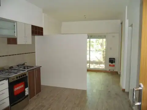 1 AMBIENTE ÚNICO, BCON AL FRENTE Y TERRAZA PROPIA - 2 BAÑOS