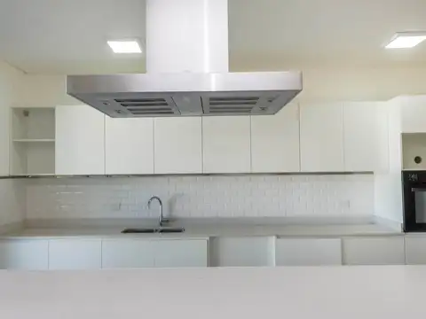 CASA EN VENTA EN MADERO VISTAS SAN LORENZO