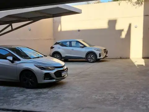 Venta de Cochera en Villa Pueyrredón