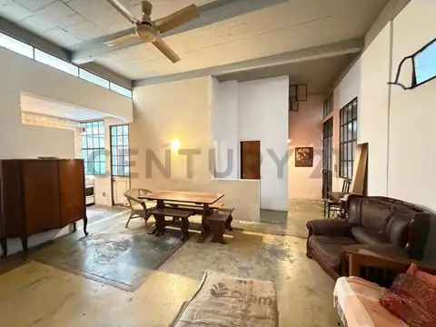 VENTA PH 3 AMBIENTES CON PATIO SIN EXPENSAS - BARRACAS