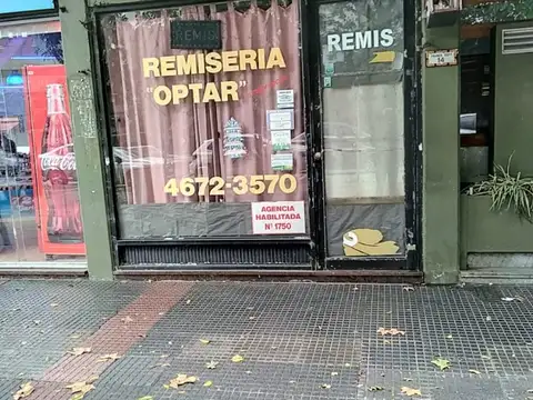 LOCAL A LA CALLE 30 METROS CUADRADOS PLENO CENTRO COMERCIAL DE FLORESTA