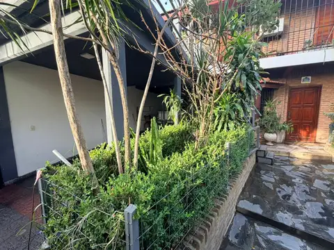 Depto Tipo Casa en Alquiler de 2 ambientes