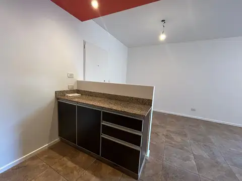 Departamento en Alquiler en Parque Chacabuco, $ 800.000