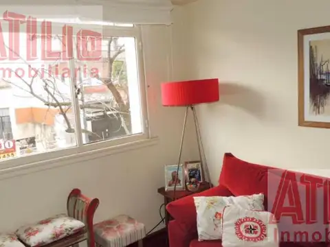 Manuela Pedraza  2900