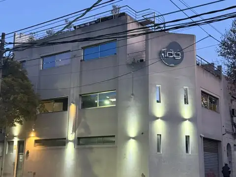 Edificio a la venta en Ciudadela 
