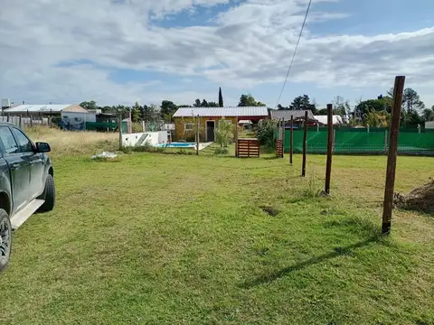Oportunidad quinta, 2 terrenos, casa y pileta