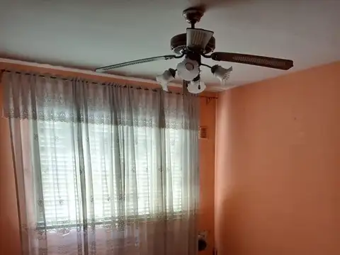 Casa 7 ambientes con 3 baños