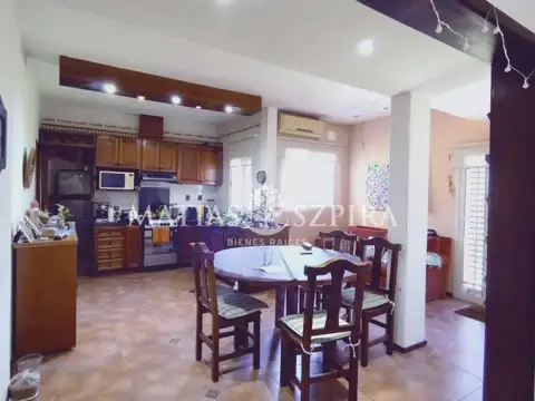 Casa en Venta en Haedo, USD 285.000