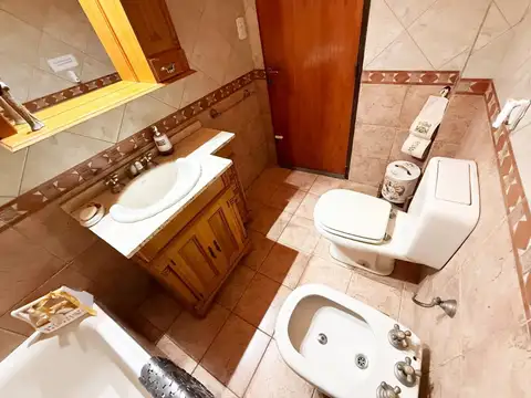VENTA DE CASA 5 AMBIENTES EN SAN JUSTO