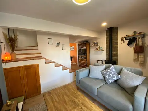 Casa 5 ambientes con 1 baño