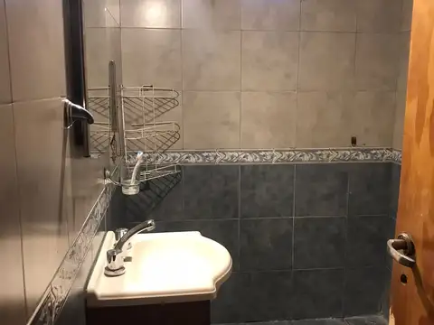 Casa en Alquiler en La Plata, $ 900.000