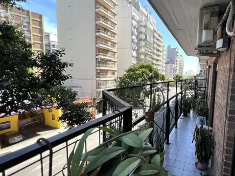 Departamento 4 ambientes Cochera Balcón Belgrano