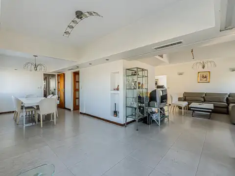 Departamento en Venta de 5 ambientes