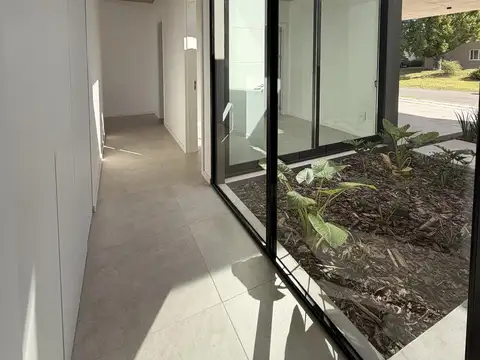 Casa en venta, La Calesa Pilara