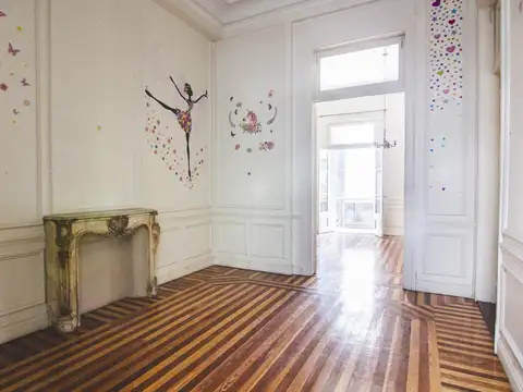 Departamento en Venta de 6 ambientes