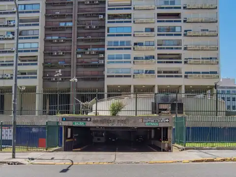 Cochera Fija Cubierta - Alto Palermo - Permuta