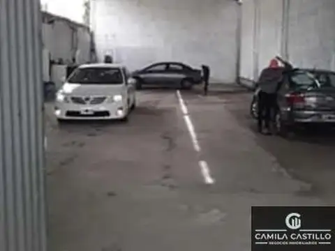 Depósito en venta de 318m2 ubicado en Gregorio de Laferrere