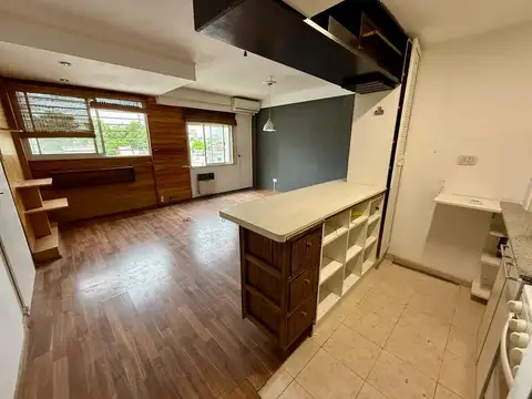 Excelente  Departamento duplex de dos dormitorios, cochera arroyito Rosario