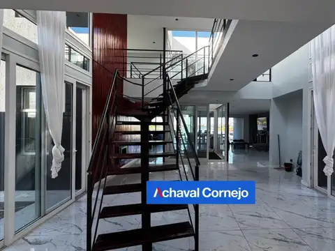 Casa en Alquiler en Puertos - Barrio Marinas, USD 3.500