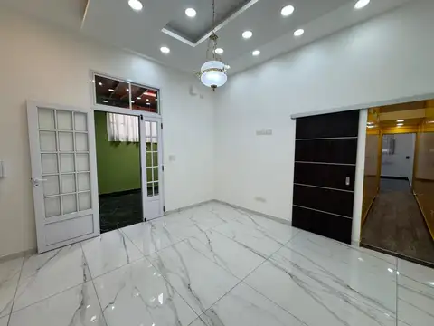 Depto Tipo Casa en Venta 56 años