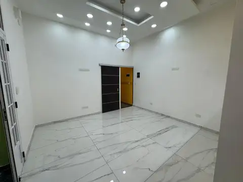 Depto Tipo Casa 5 ambientes con 1 baño