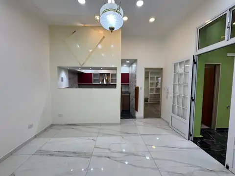 Depto Tipo Casa en Venta en Vélez Sarsfield, USD 180.000