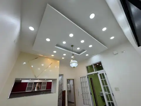 Depto Tipo Casa en Venta de 3 dormitorios