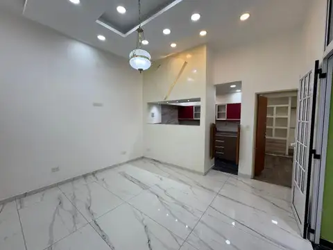 Depto Tipo Casa en Venta de 5 ambientes