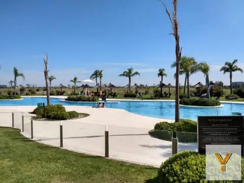 Terreno en Venta en Countries y Barrios Cerrados en la Plata, USD 68.000