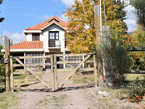 CASA EN VENTA, EL SALTO - POTRERILLO