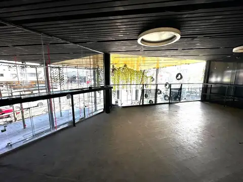 Local en Alquiler en El Palomar, $ 3.500.000