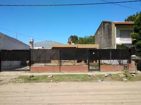 Casa - Venta - Argentina, Longchamps - Alvear 500