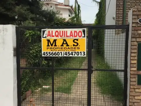 Casa interna amplia de 1 Dormitorio, Mazza 963, gran patio, lavadero y terraza